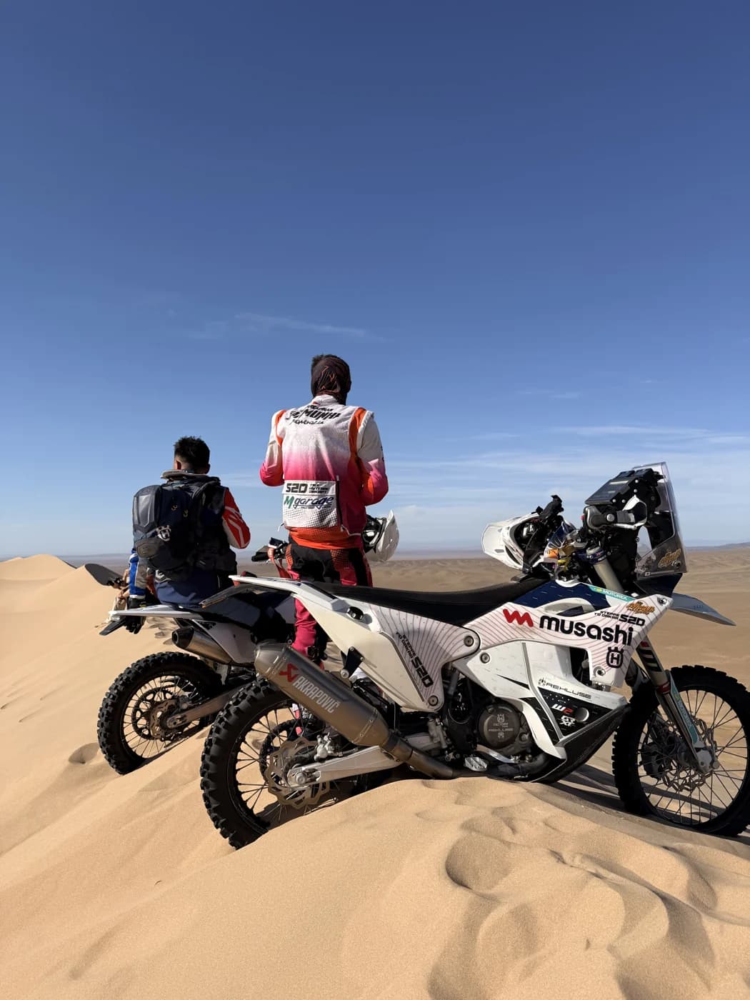 GOBI DESERT MOTORCYCLE ADVENTURE – 6 DAYS TOUR